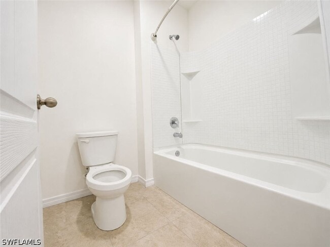 Building Photo - 2736 Dumont Ln