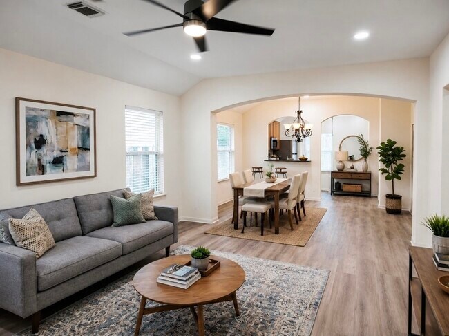 Building Photo - 7922 Thorncroft Manor Ln