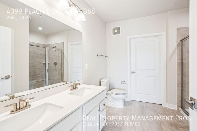 Building Photo - 4399 Peach Lily Ln