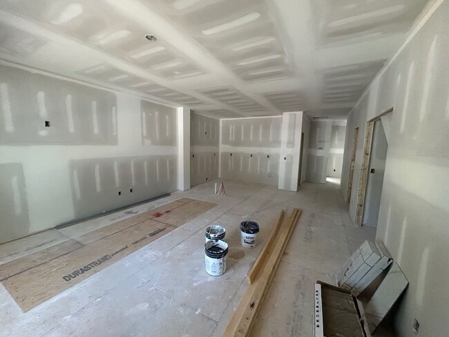 Building Photo - 1111 Tree Street