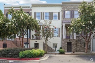 Building Photo - 1071 PEARL