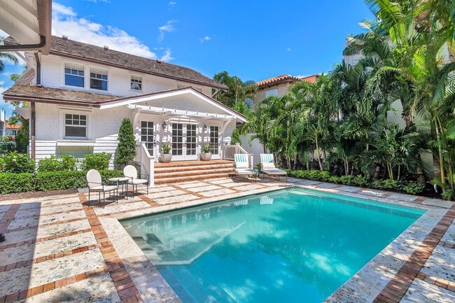 Building Photo - 142 Seabreeze Ave