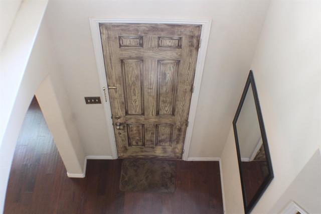 Building Photo - 8224 Summerview Ct
