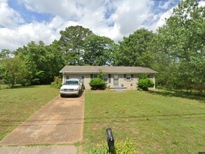 Building Photo - 3303 Howard St NW