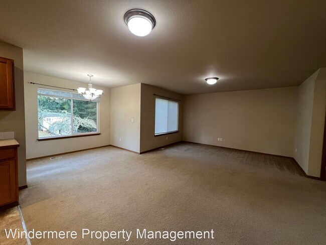 Building Photo - 3 br, 2.5 bath House - 6878 Aquene Loop Ne