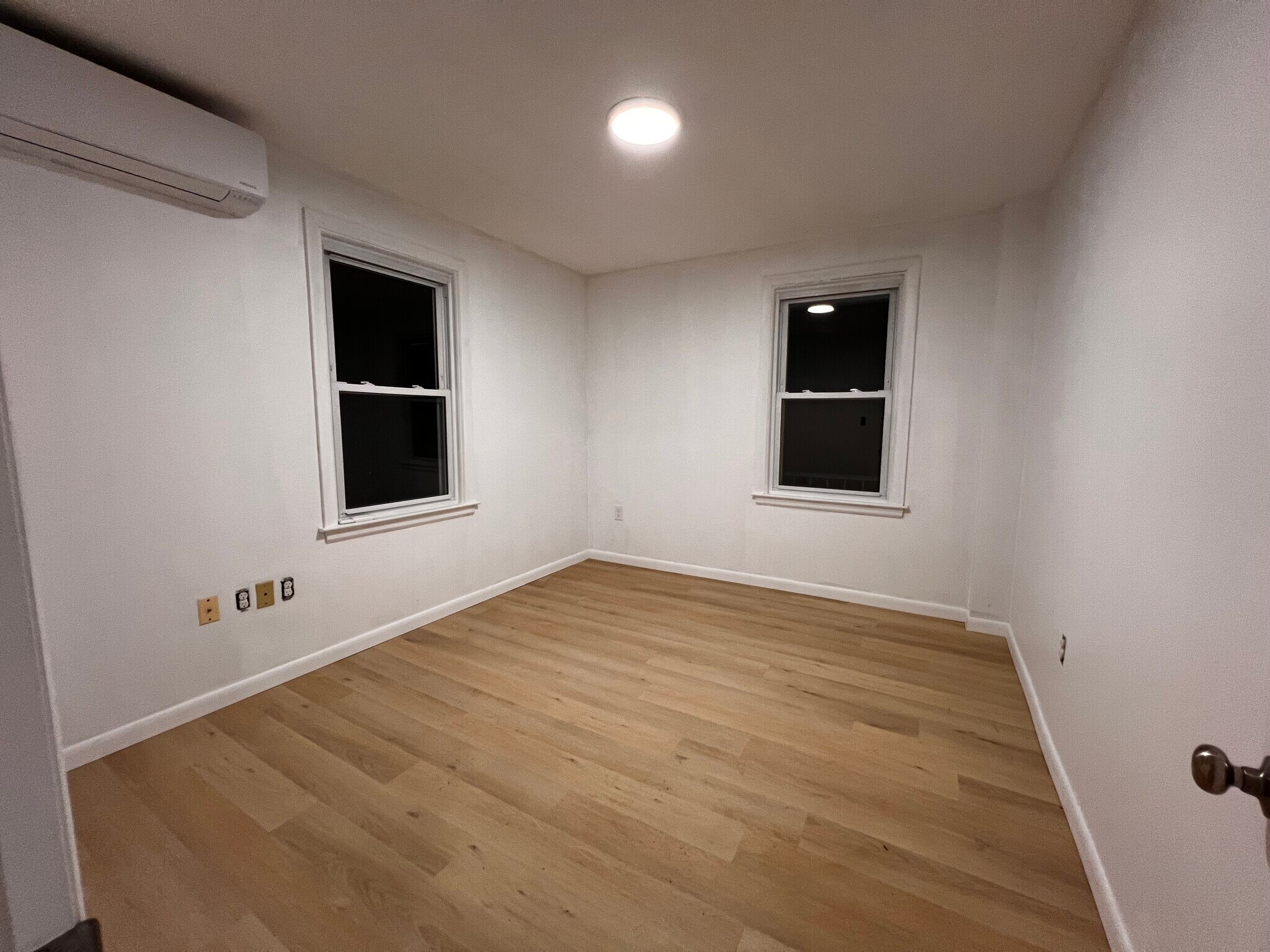 Building Photo - 143 Foote St