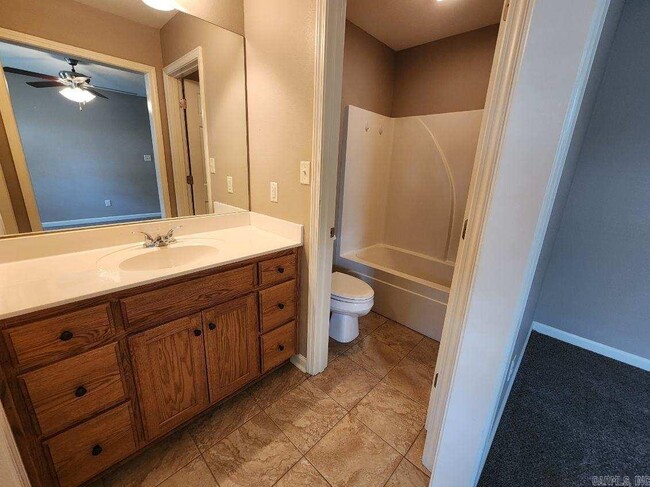 Building Photo - 3501 Terrace Hill Ct