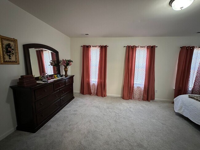 Building Photo - Call Amanda Tate at (757)289-6810 for more information