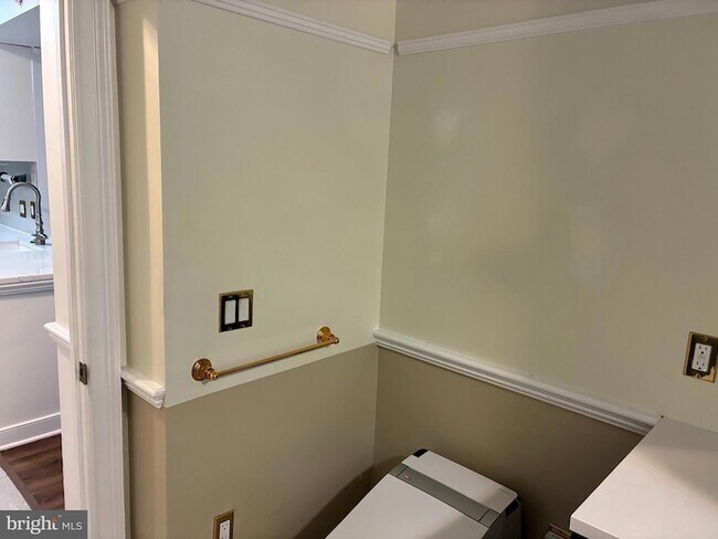 Building Photo - 555 Massachusetts Ave NW