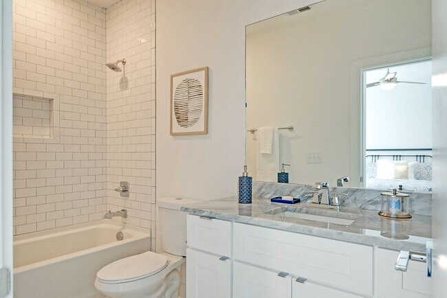 Building Photo - Modern West Nashville Living Near The Nations