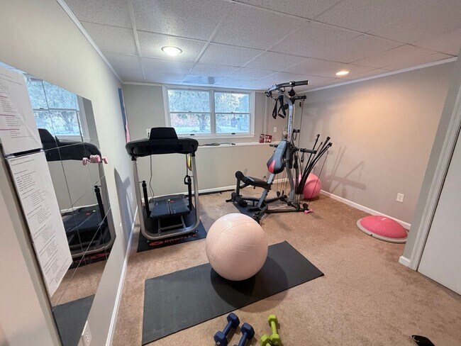 Building Photo - 5115 Irving St