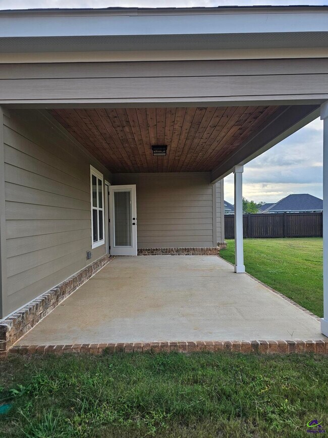 Building Photo - 107 Nash Ct
