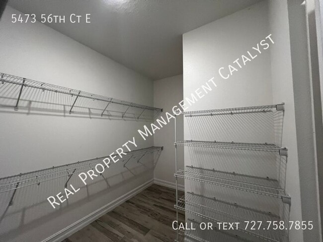 Building Photo - 5473 56th Ct E