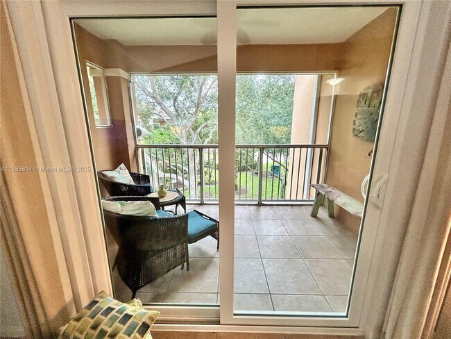 Building Photo - 5080 Fairways Cir