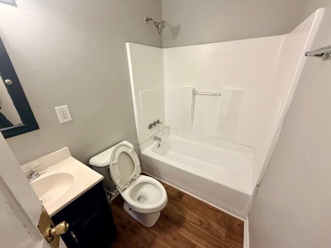 Building Photo - 700 Jackson St