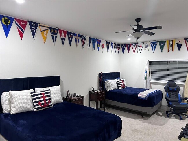 Building Photo - 705 Lisa Dr