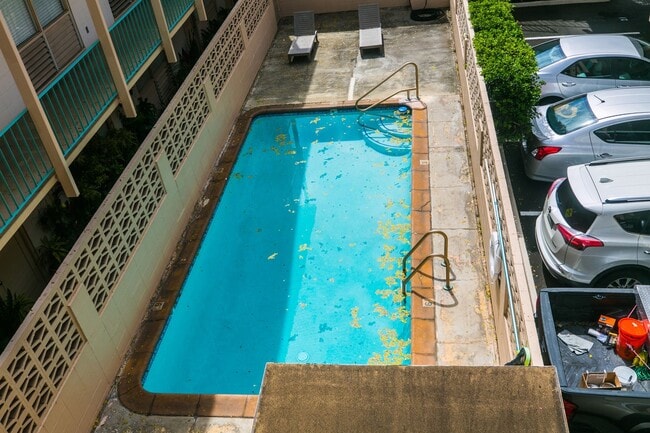 Building Photo - Bishop Manor Unit 22
