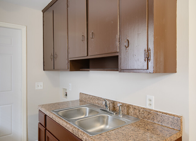 Building Photo - 1122 Fiske St