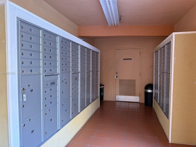 Building Photo - 8600 SW 133rd Avenue Rd