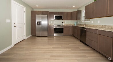Building Photo - 201 Berry Ln