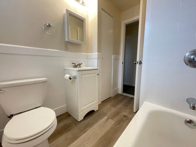 Building Photo - 181 Loudon Rd