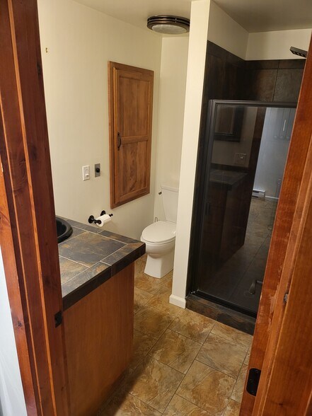 1st floor bathroom - 301 Iberian Way