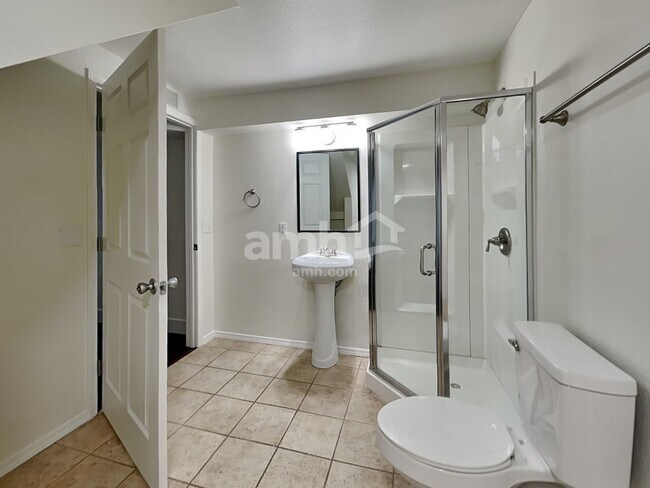 Building Photo - 7220 Grand Cascade Point