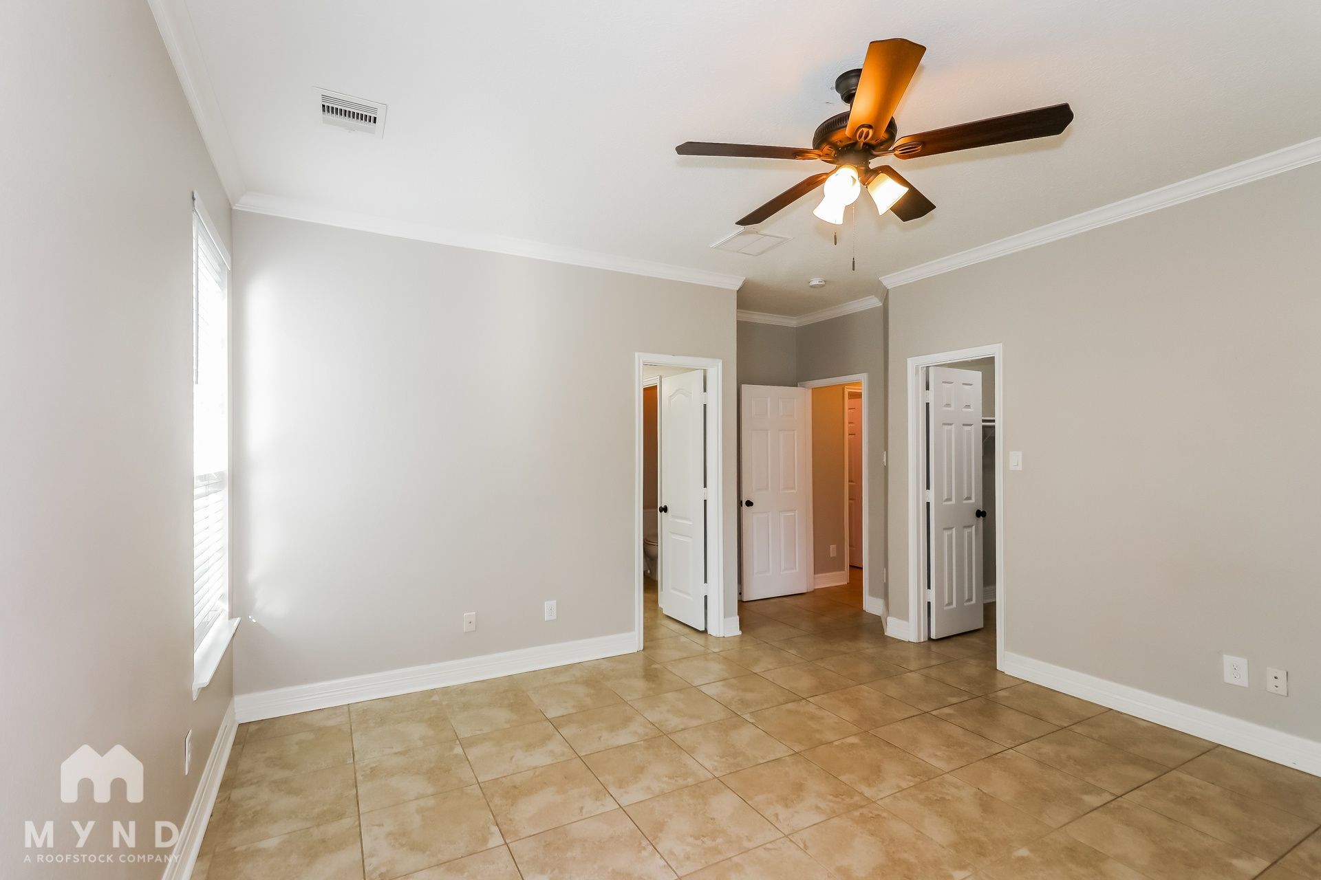 Building Photo - 11018 Tipton Oaks Dr