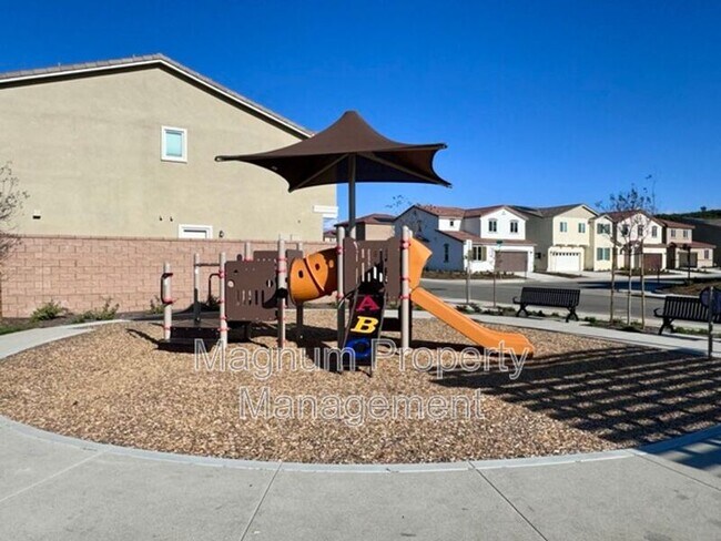 Building Photo - 36330 Albus Ave