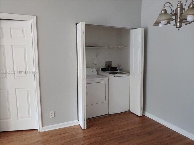Building Photo - 5060 Sanctuary Way