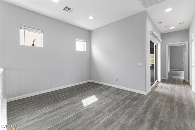 Building Photo - 2231 Desert Prairie St