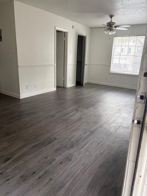 Building Photo - 1300 Parker Ln