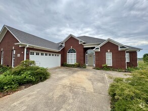 Building Photo - 14606 Eva Cir