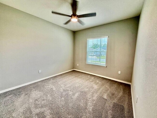 Building Photo - 35519 Bellington Blvd