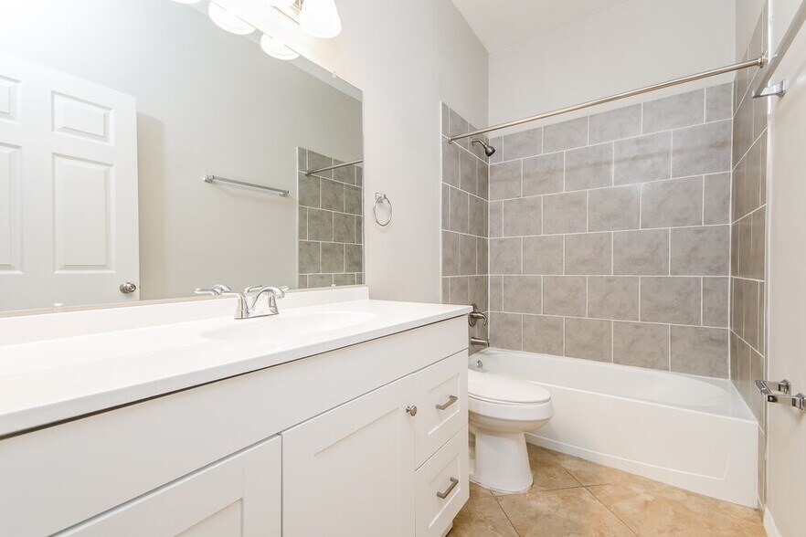 Building Photo - 2501 Tiger Maple Ct