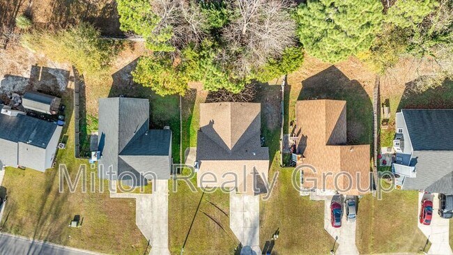 Building Photo - 1521 Kara Ct