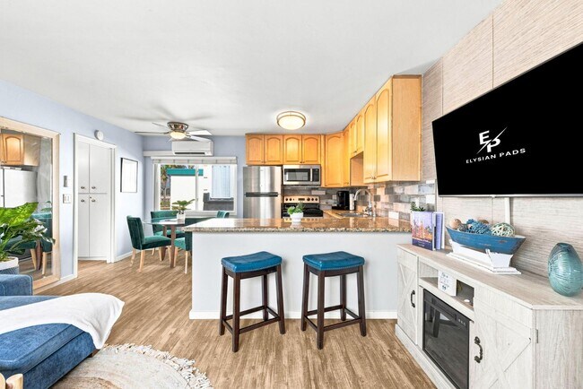 Building Photo - 829 San Fernando Pl