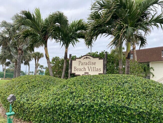 Primary Photo - 190 Paradise Blvd