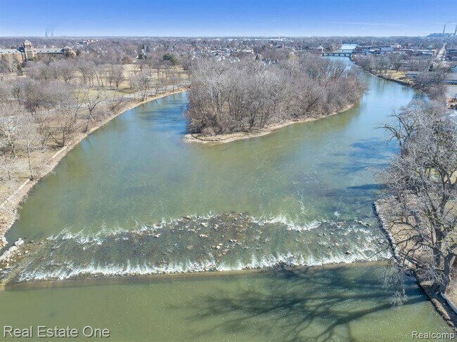 Building Photo - 50 Virginia Dr