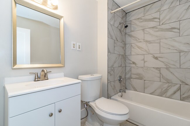 Building Photo - 19610 Shawnee Ave