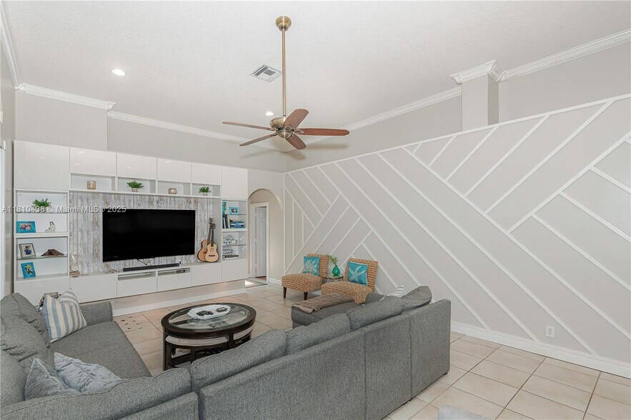 Building Photo - 2170 SW 131st Ter