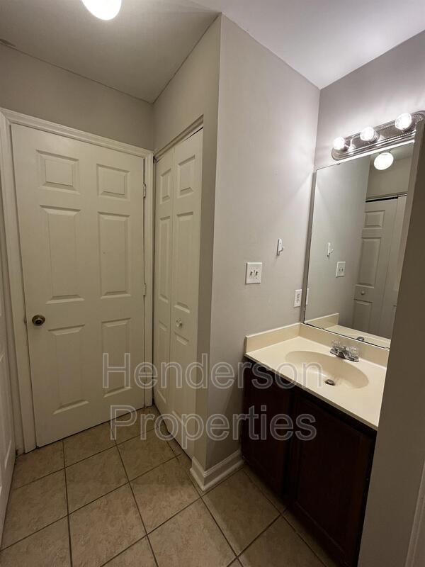 Building Photo - 8071 Cedar Glen Dr