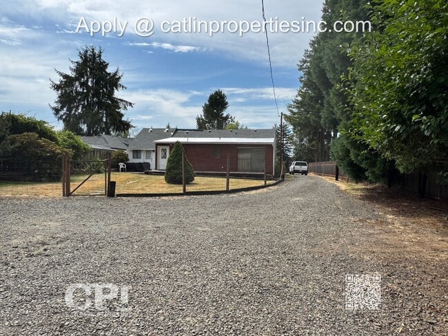 Building Photo - MOVE IN SPECIAL -  1/2 FIRST MONTHS RENT!!