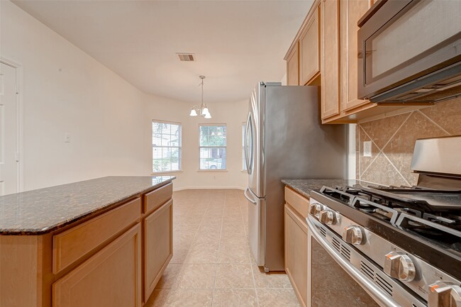 Building Photo - 18218 Barkers Green Way