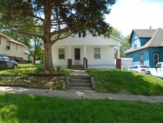Primary Photo - 2826 Angelique St