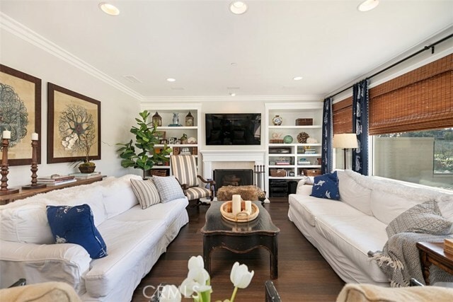 Building Photo - 27 Via Monarca St