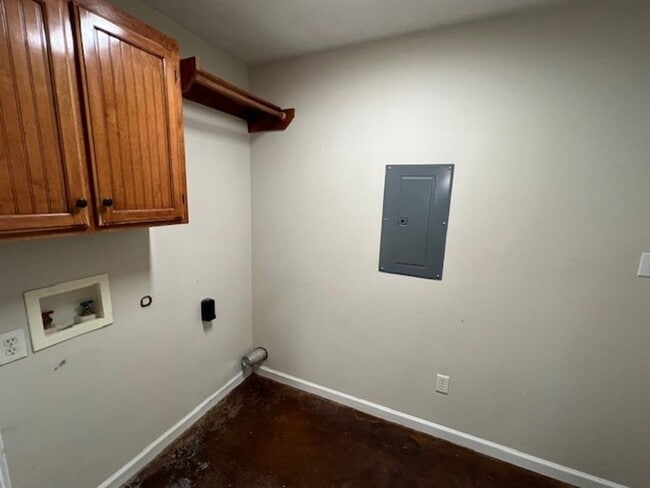 Building Photo - 2 bedroom 2 bath Duplex in Lake Charles
