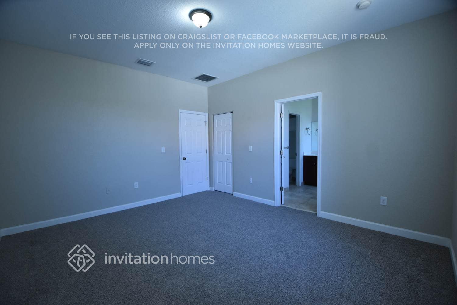 Building Photo - 20769 NE 10th Ct