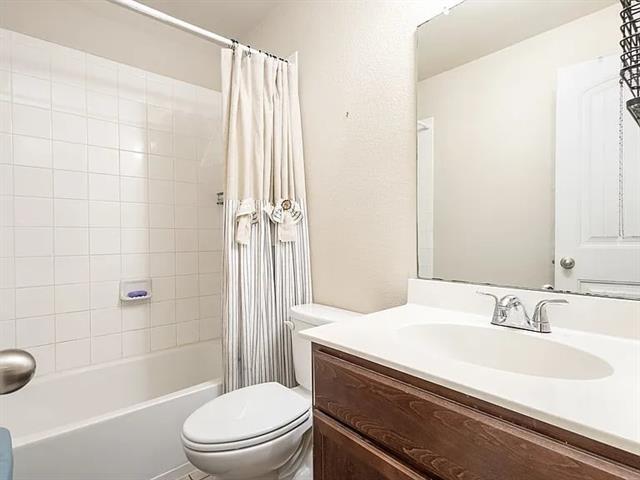 Building Photo - 2320 Willard Way