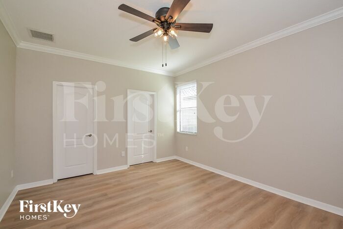 Building Photo - 11327 Sweetgrass Dr